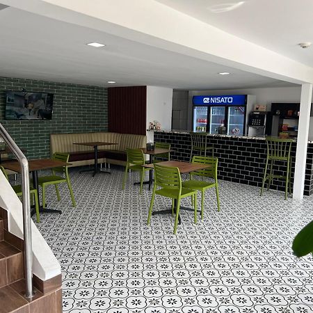 Express Inn Pty Aeropuerto Internacional Panama Tocumen Exteriör bild